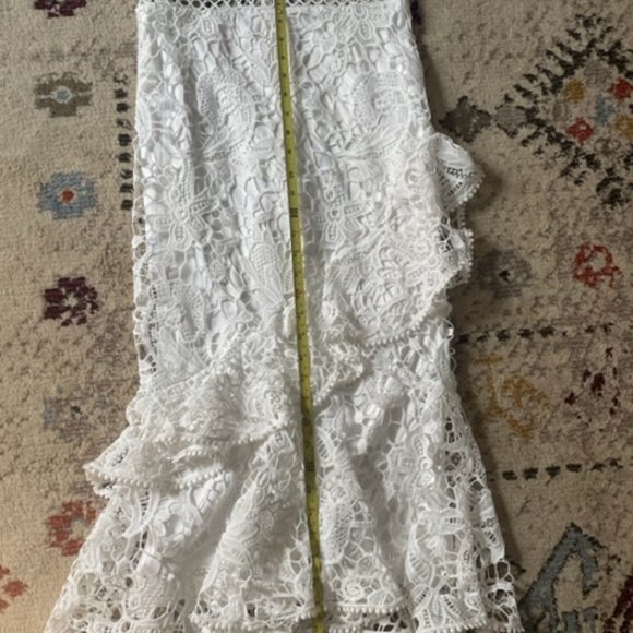Briarwood White Lace Ruffled Midi Dress - Picture 6 of 9